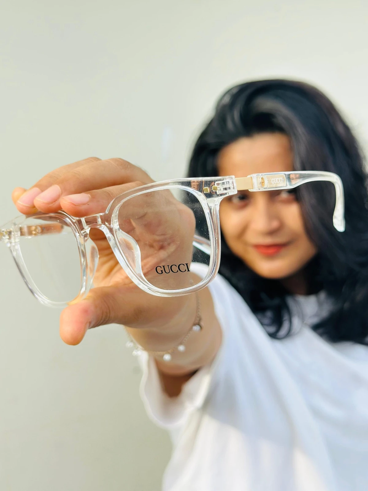 Transparent Gucci Eyeglasses – Elegant and Modern Design